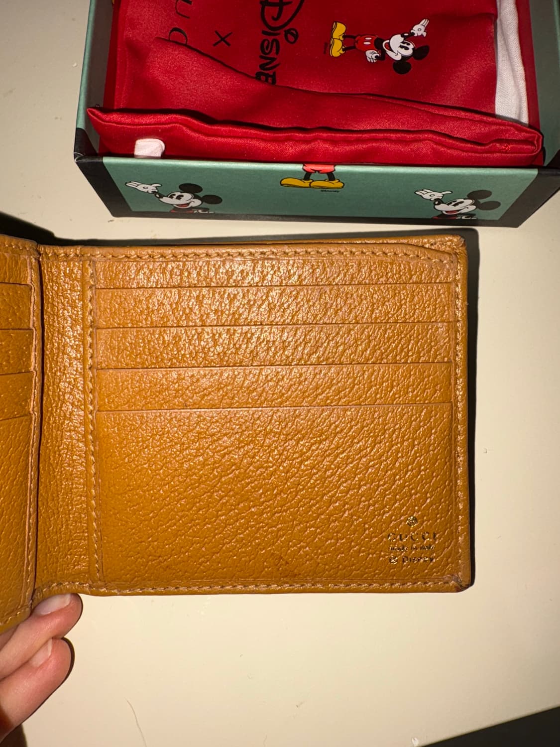 구찌 디즈니 콜라보 반지갑 상품이미지6