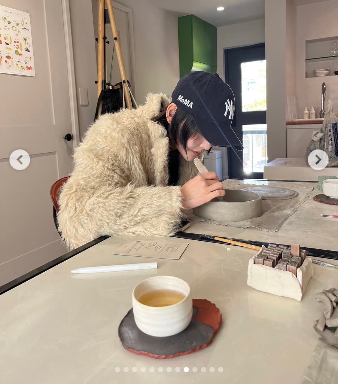 akol 아콜 CRINKLY FUR JACKET - BEIGE 상품이미지4