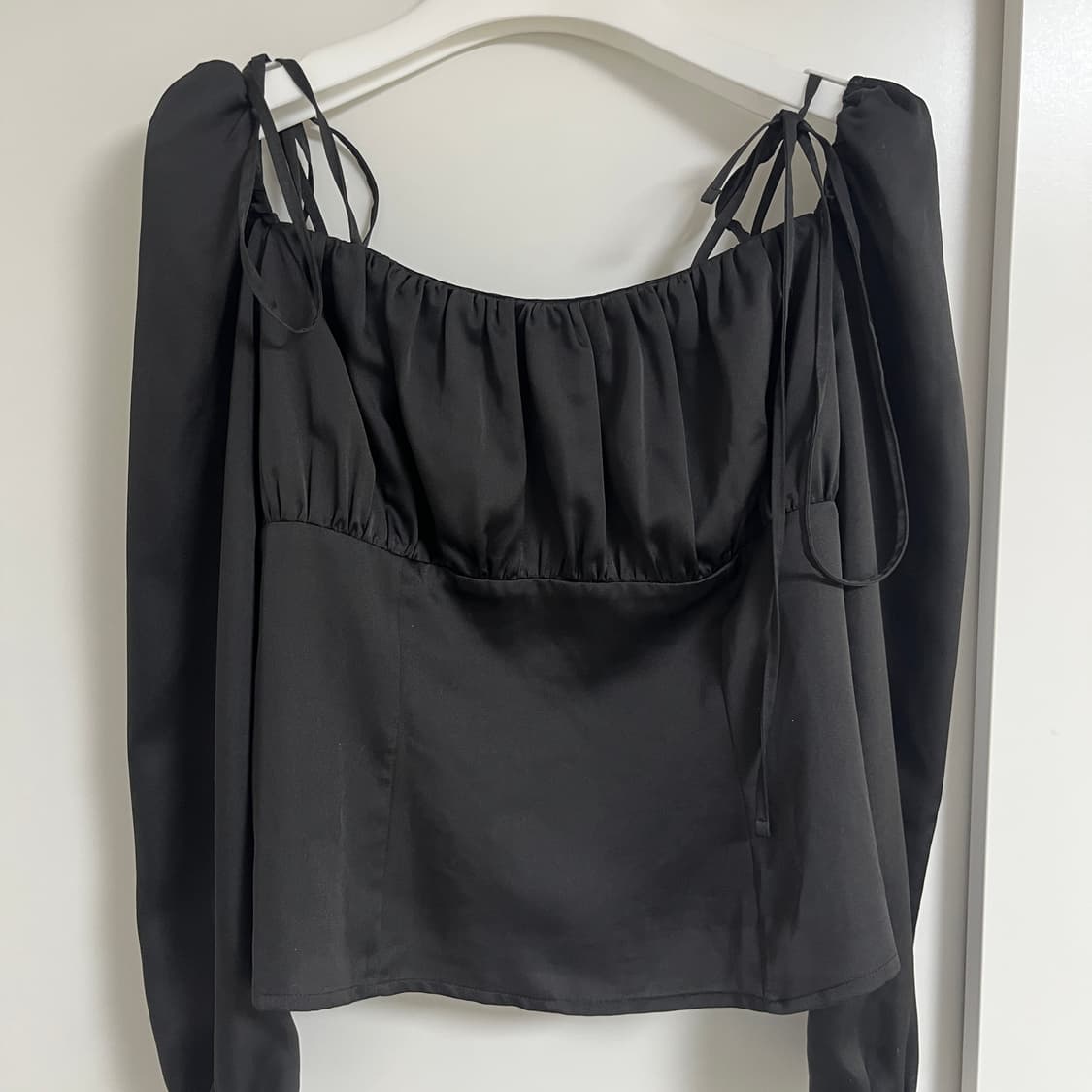 낫유어로즈 스퀘어넥 블라우스 상품이미지3