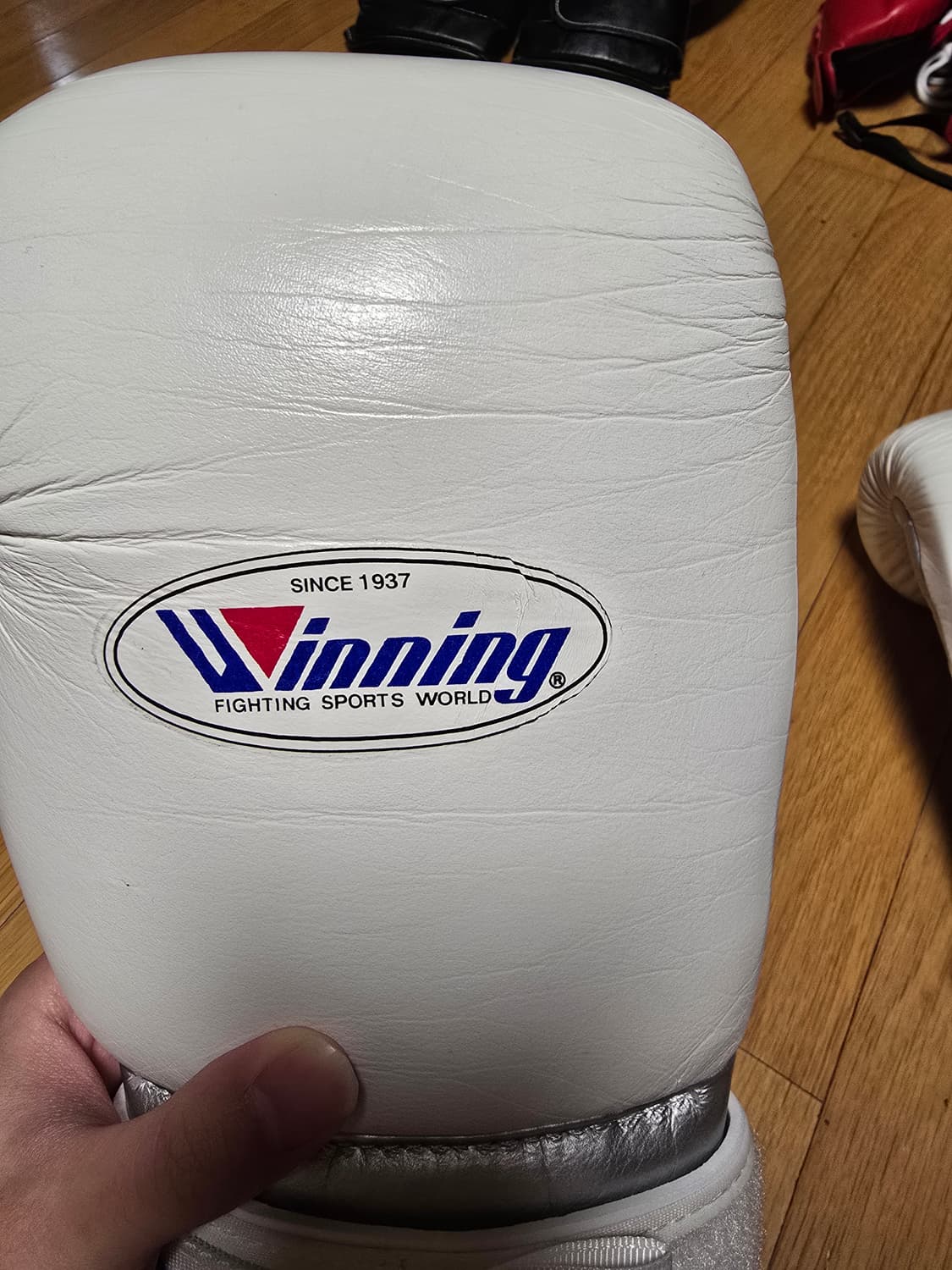 위닝 복싱 화이트실버,퍼플 16온스,화이트 14온스 세트판매 상품이미지10