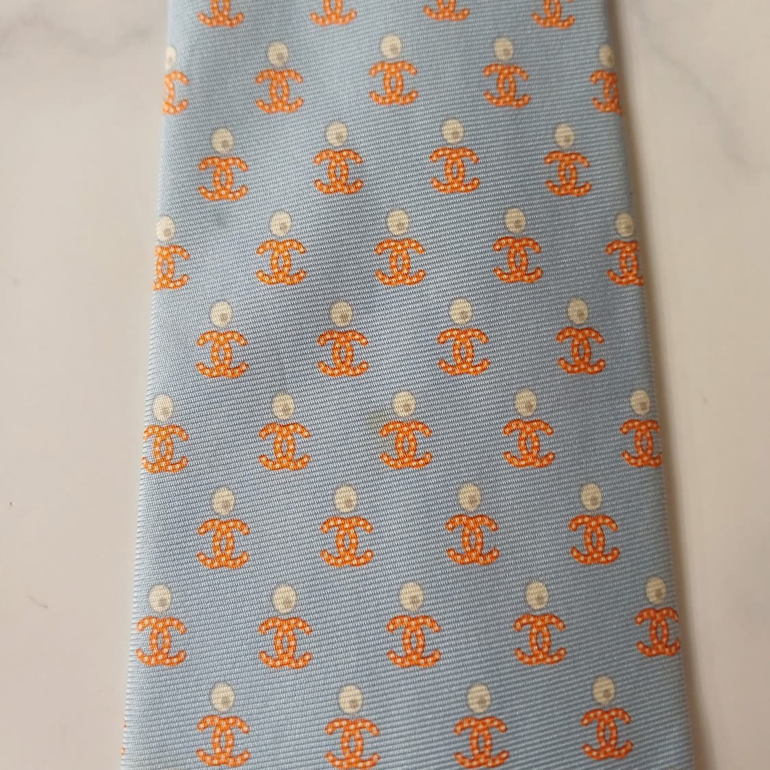 샤넬 실크 올오버 로고 넥타이 10.2cm B-등급 A19540
 상품이미지6