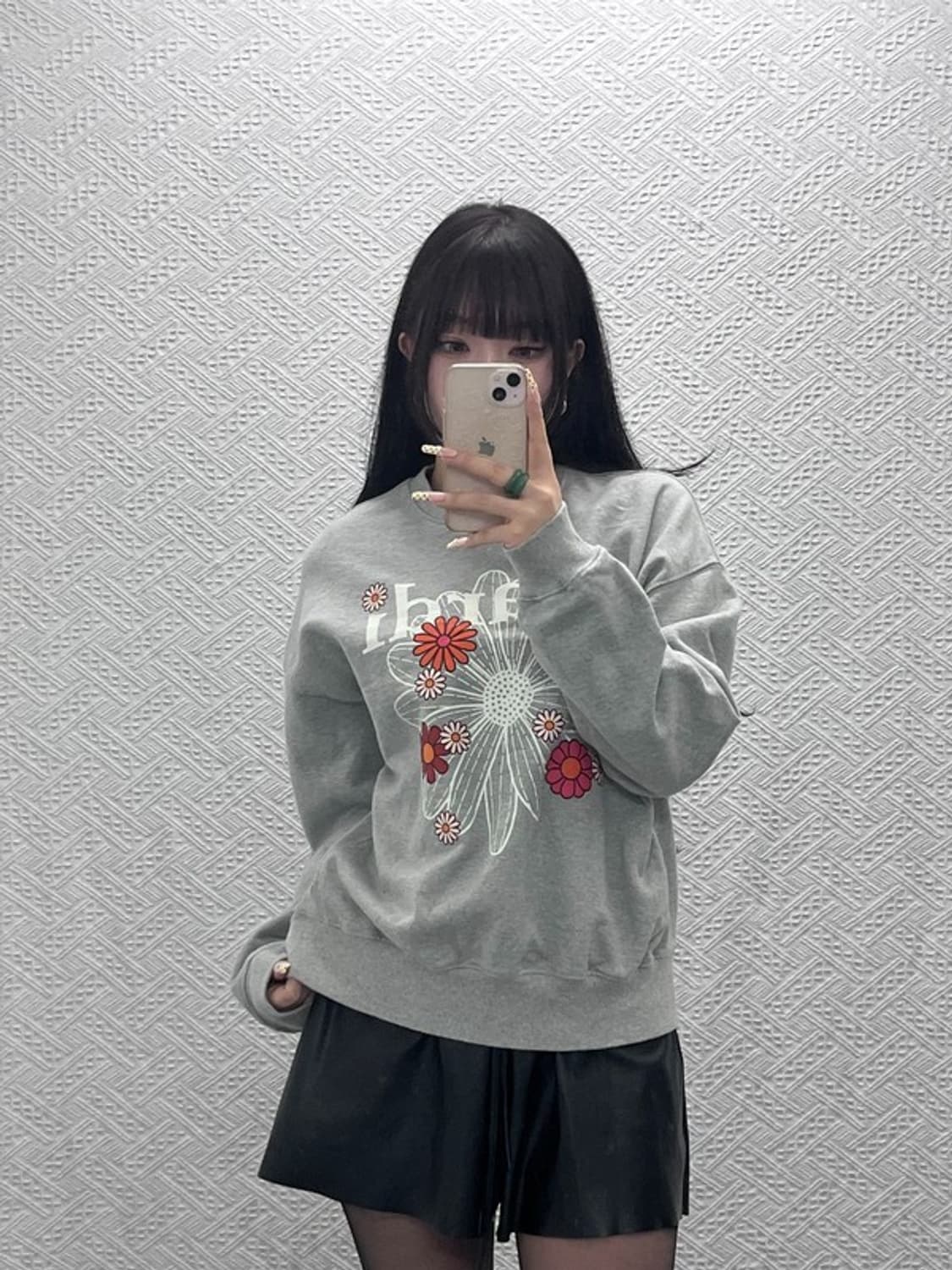 마르디메르크디 플라워 마르디 니들워크 키치 맨투맨 M C10038 상품이미지1