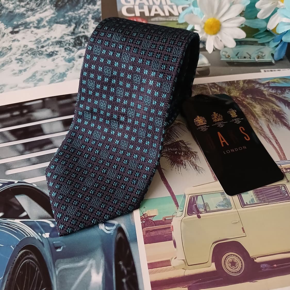 닥스 실크 블루 로고 자카드 슬림 넥타이 7.7cm 새상품 A19131
 상품이미지2