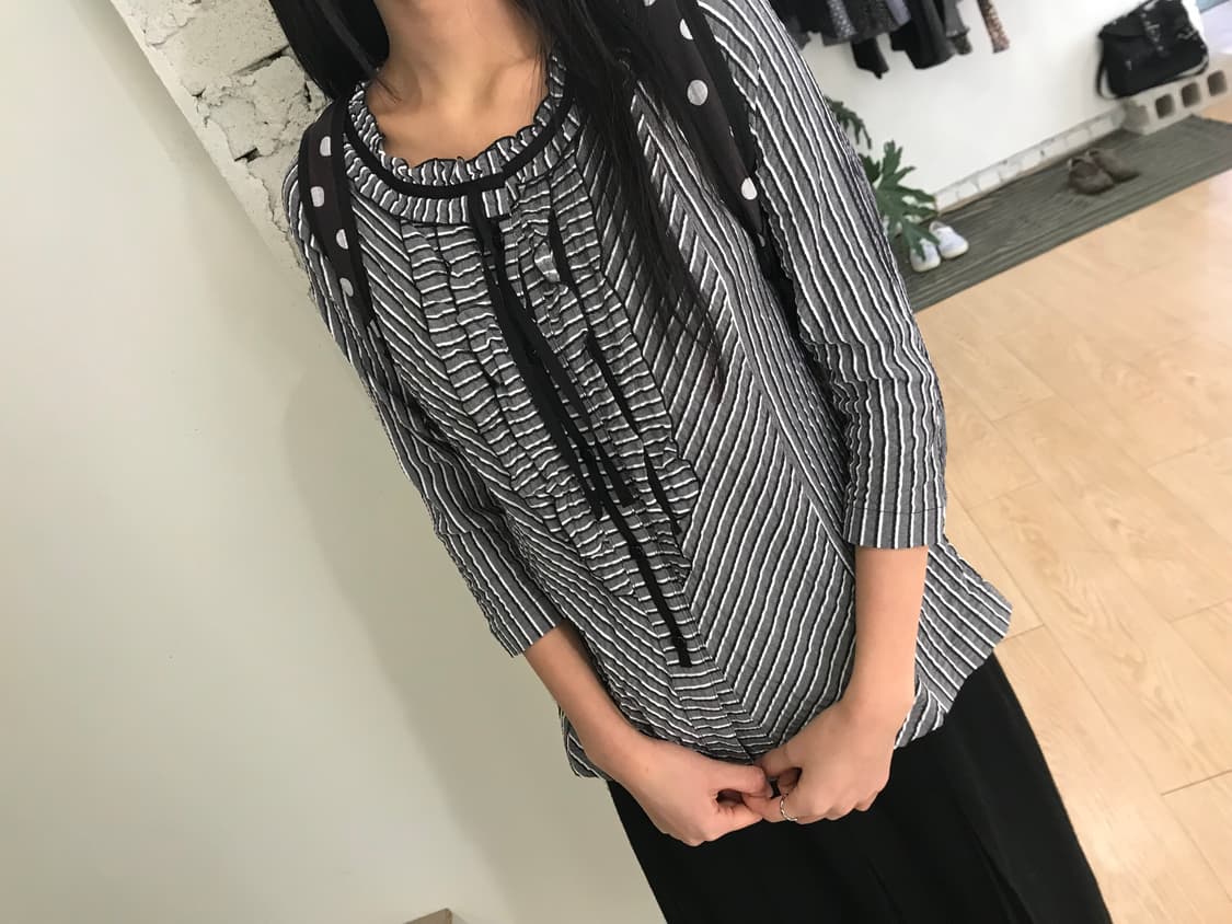 빈티지 프릴 블라우스  상품이미지1