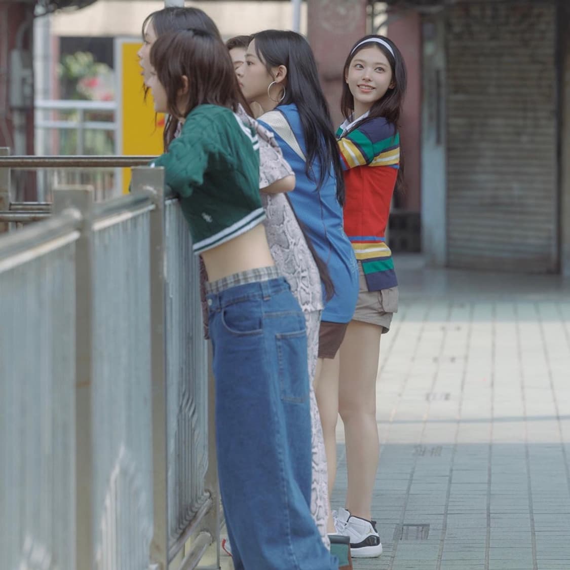 (L) 팔라스 x 갭 24SS 럭비 셔츠 멀티색상 새상품 뉴진스 해린 상품이미지4
