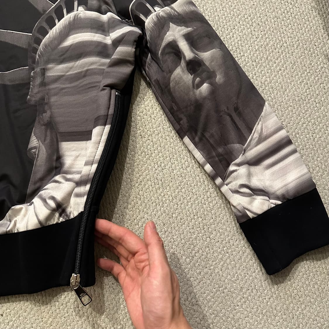 닐바렛 Neil Barrett 맨투맨 상품이미지3