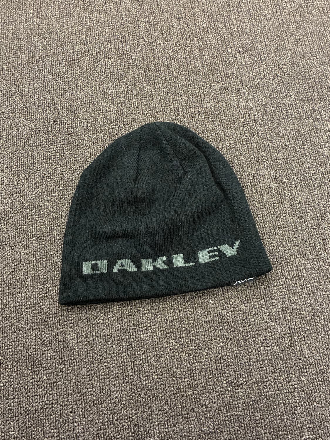 OAKLEY 빈티지 로고 포인트 검정 비니 상품이미지1