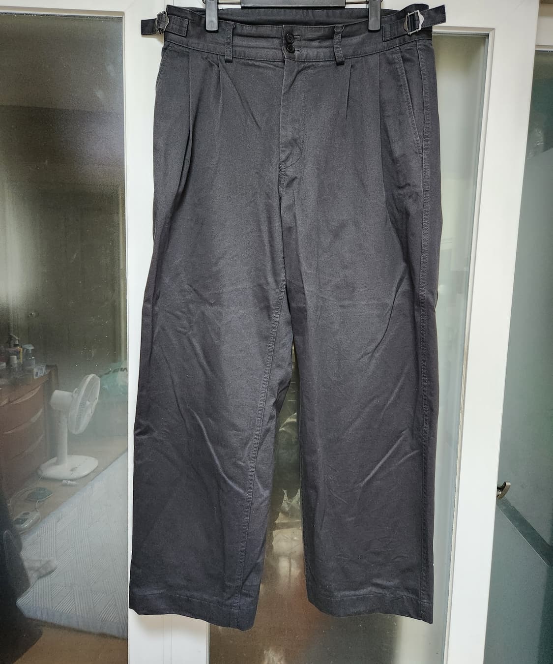 어나더오피스 산티아고 치노 팬츠 그라파이트 3사이즈 상품이미지1