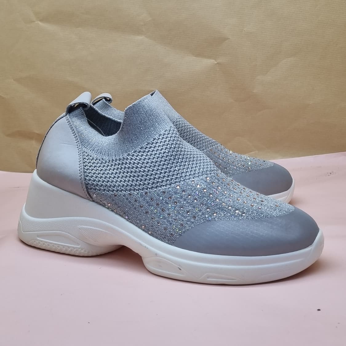 미쉘바이탠디 여성 키높이 슬립온230 굽8 상품이미지1