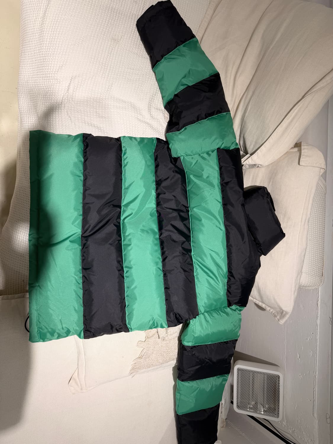 Balenciaga 2018 스트라이프 컬러블록 다운 패딩 코트 상품이미지2