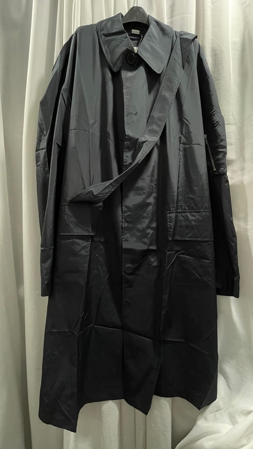 랜덤아이덴티티/ 시그니쳐 비대칭 레인 코트/ L 상품이미지1