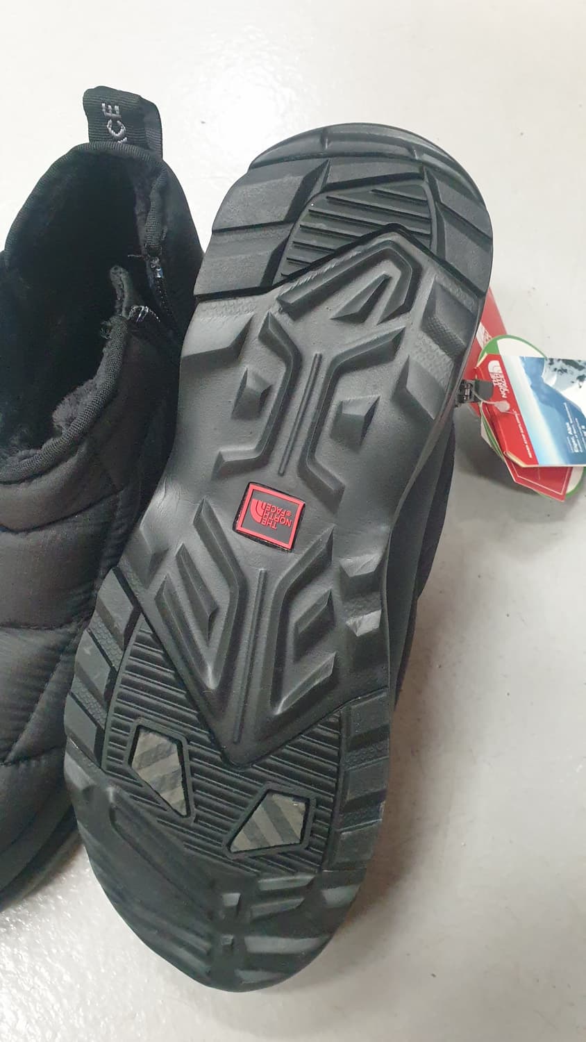 노스페이스 패딩부츠 로체 250 블랙 새상품 상품이미지4