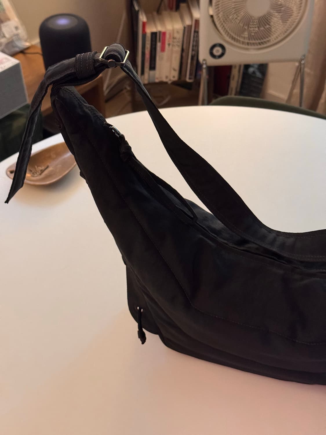 르메르 미디움 소프트 게임백 다크초콜릿 상품이미지6