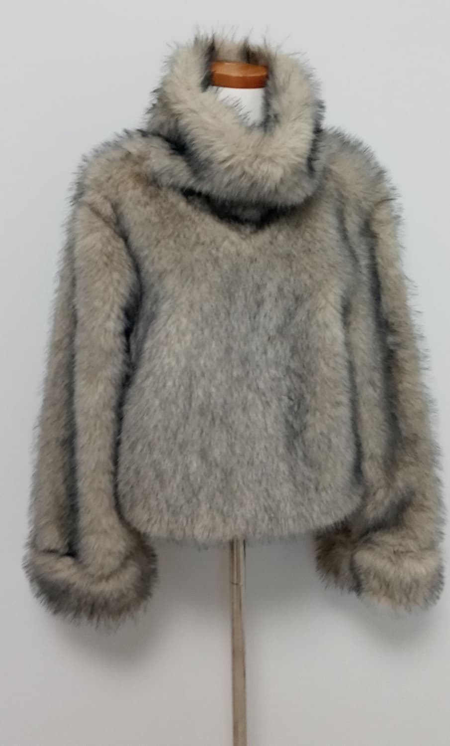 인조퍼 스웨터 (새상품) 상품이미지4