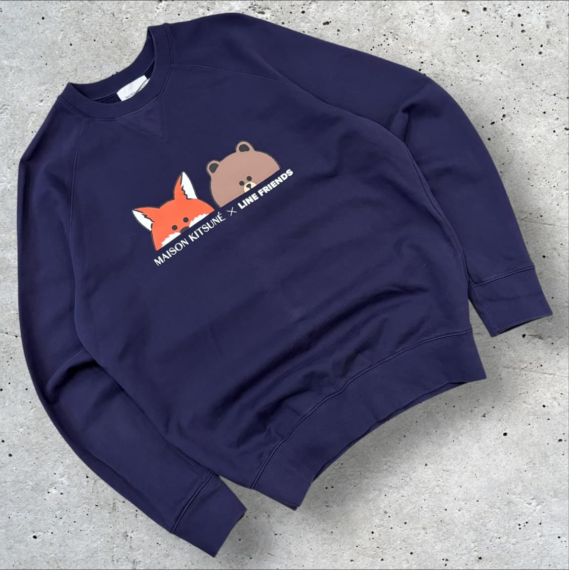 [L] 메종키츠네 라인프렌즈 맨투맨 네이비 B786 상품이미지1
