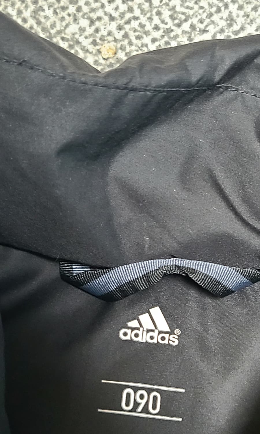 아디다스 덕다운 베스트 조끼  90  블랙 상품이미지2