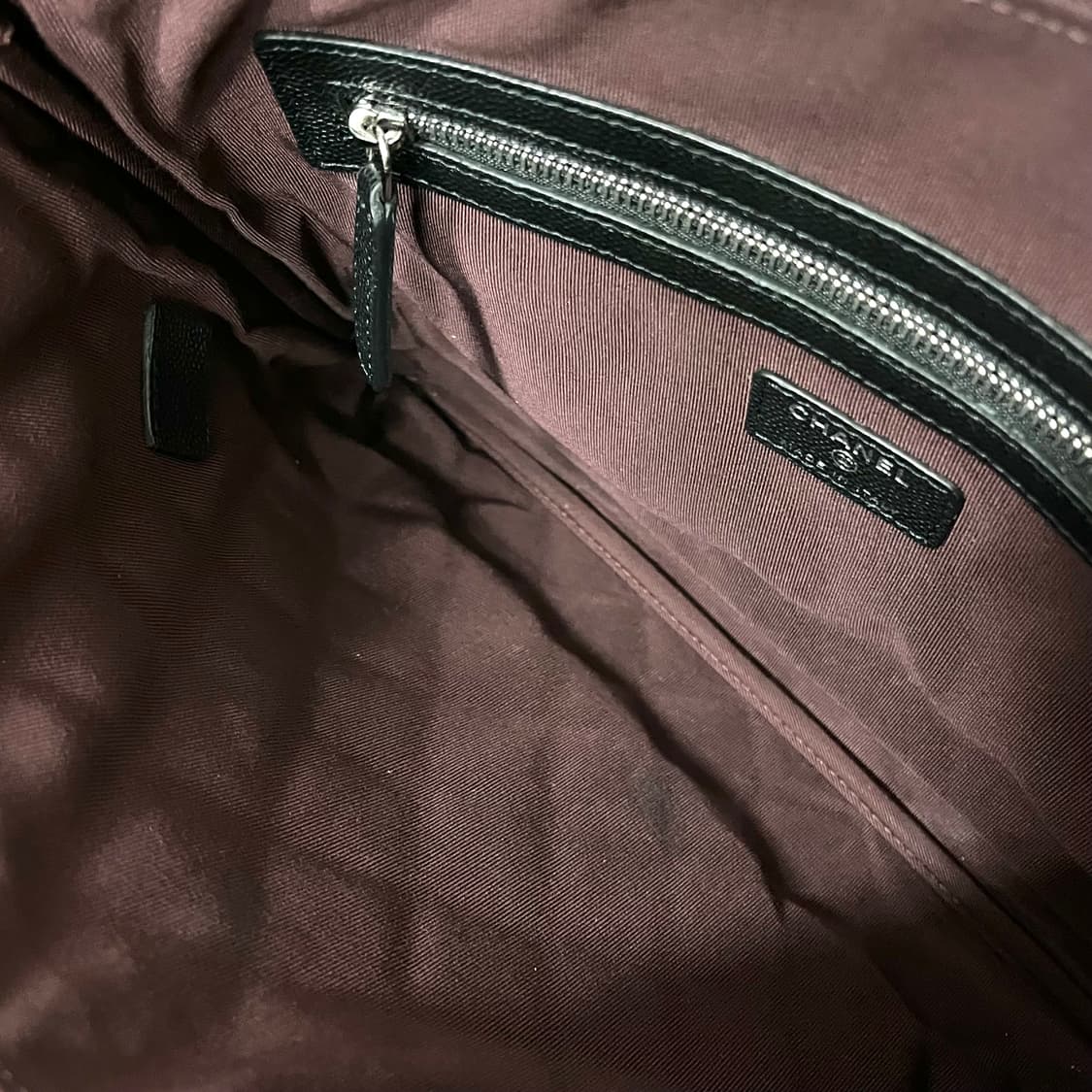 [S급/정품] 샤넬 클래식 그레인드 실버 메탈 미듐 클러치 백 상품이미지7