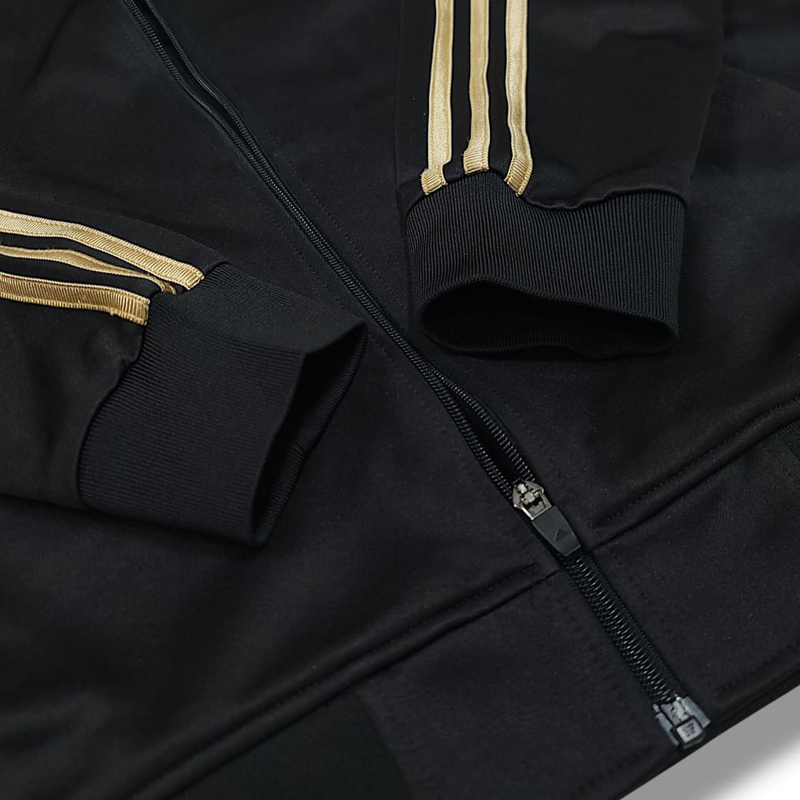 [XL] 아디다스 블랙&골드라인 마샬아츠 트랙탑 져지 상품이미지6