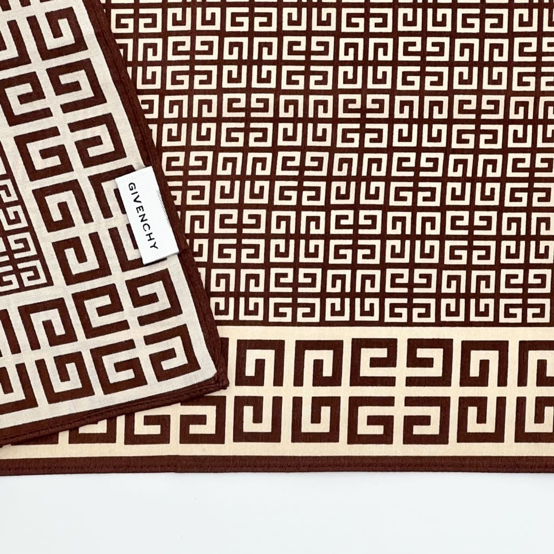 (새상품) givenchy / 지방시 쁘띠스카프 손수건 상품이미지4