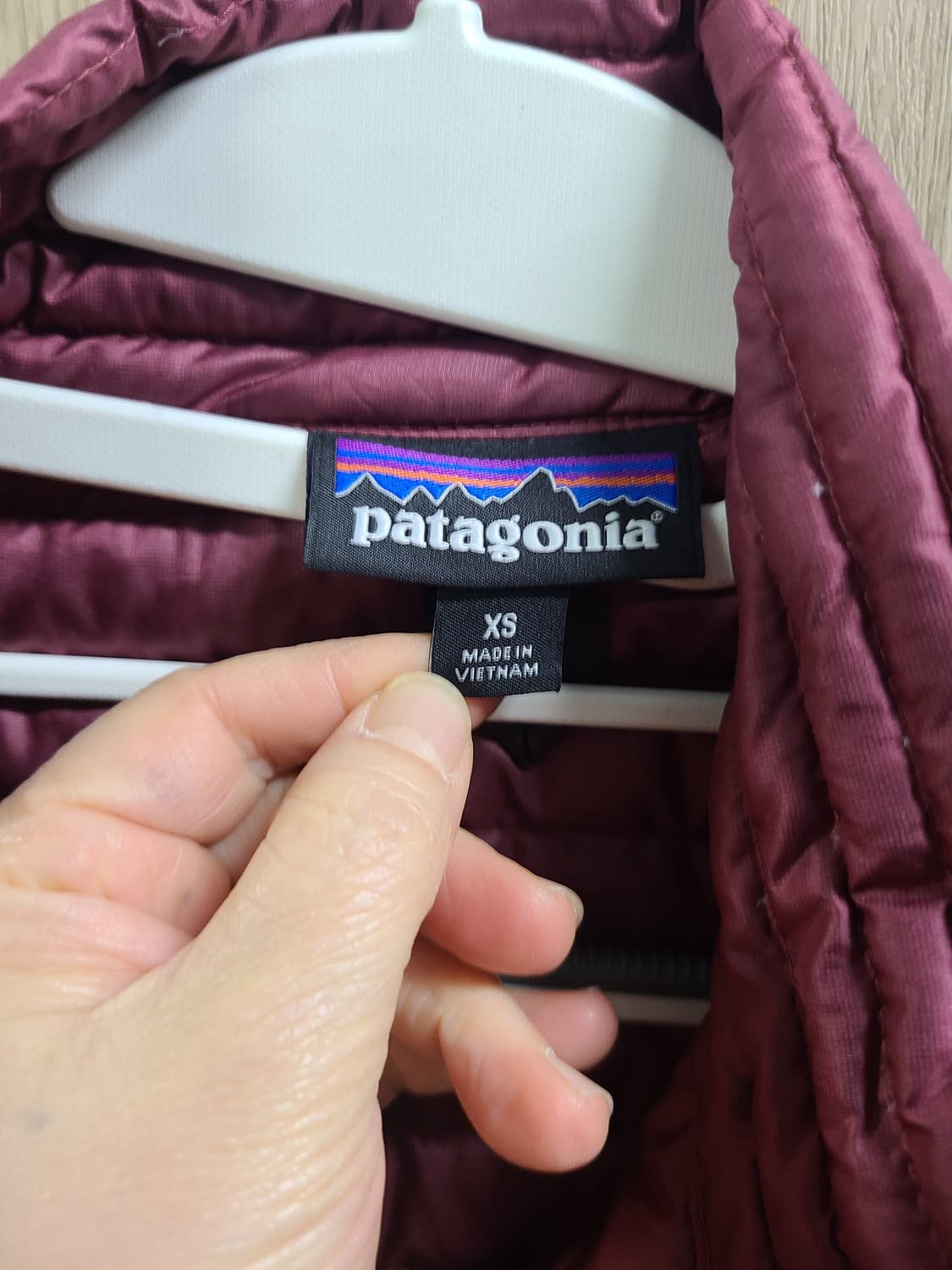 파타고니아 여성 패딩 XS사이즈 버건디  상품이미지2