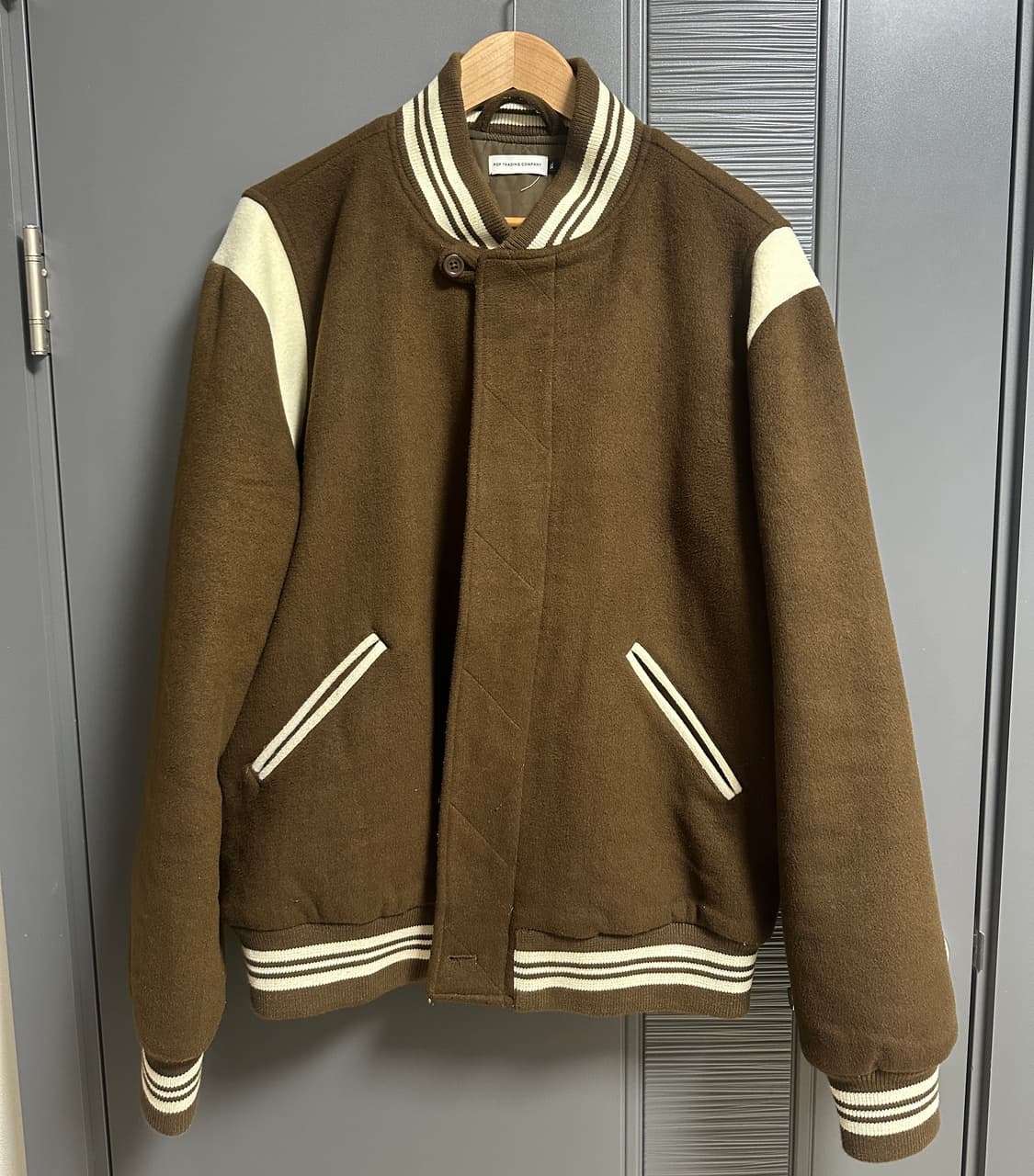 [XL] pop trading company varsity jacket 상품이미지2