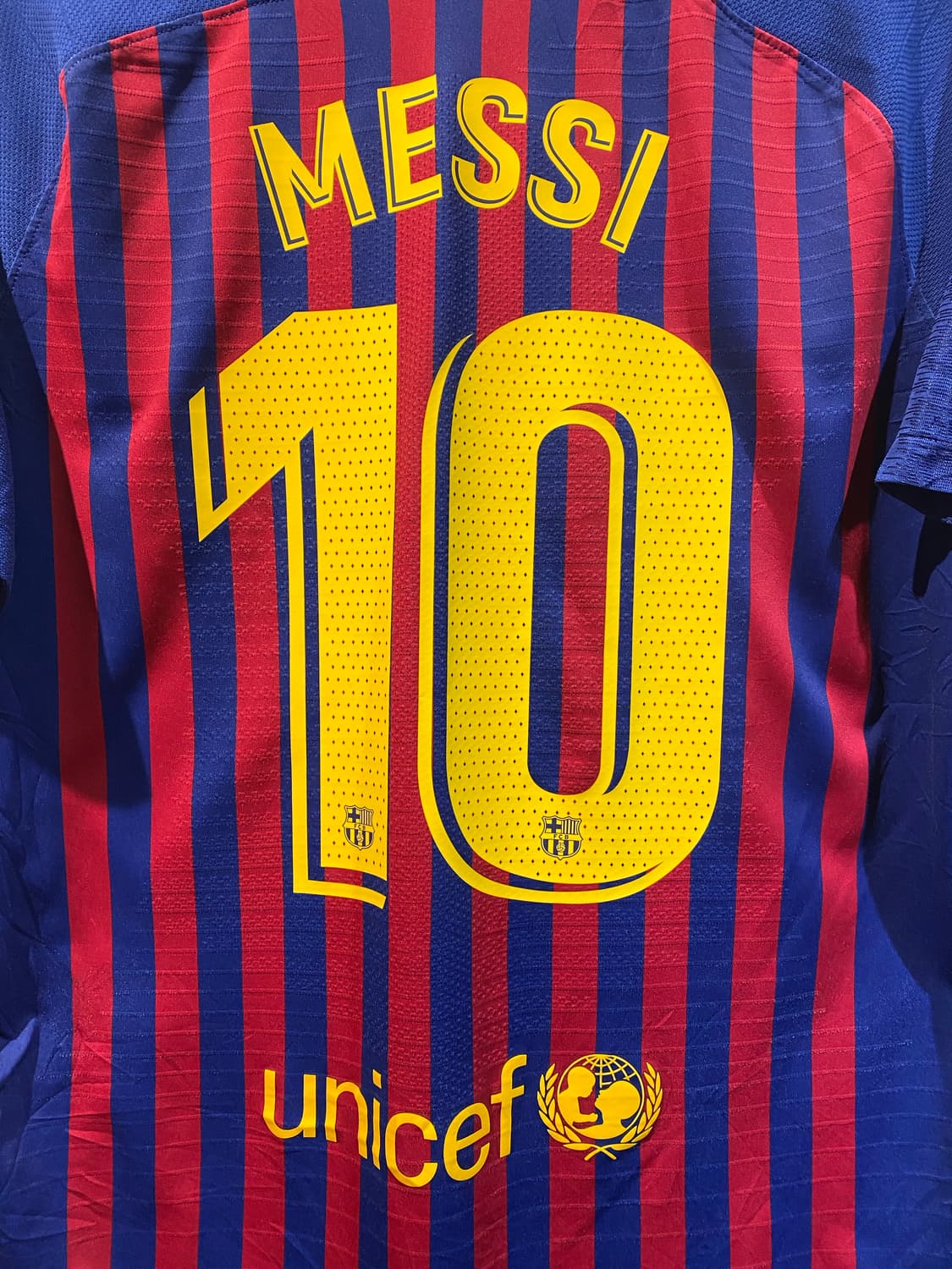 18-19 바르셀로나 메시 어센틱 홈 유니폼 상품이미지9