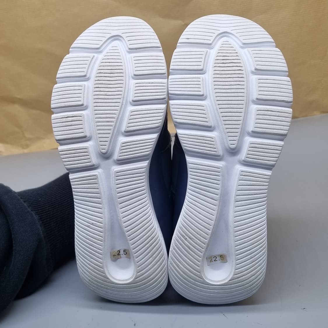 회킨스 슬립온 225 상품이미지3