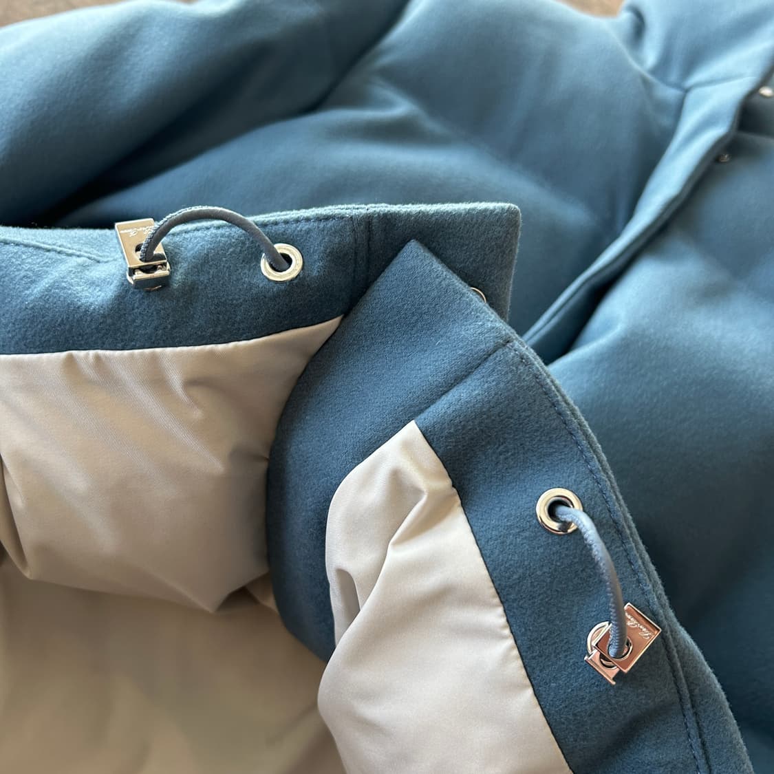 로로피아나 캐시미어 구스다운 패딩 상품이미지5