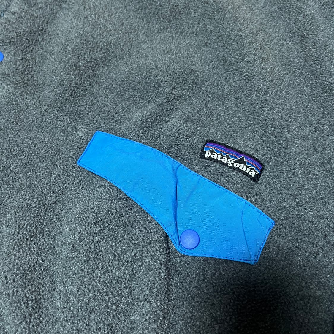 파타고니아 신칠라 스냅티 xxl 니켈 그레이 상품이미지3