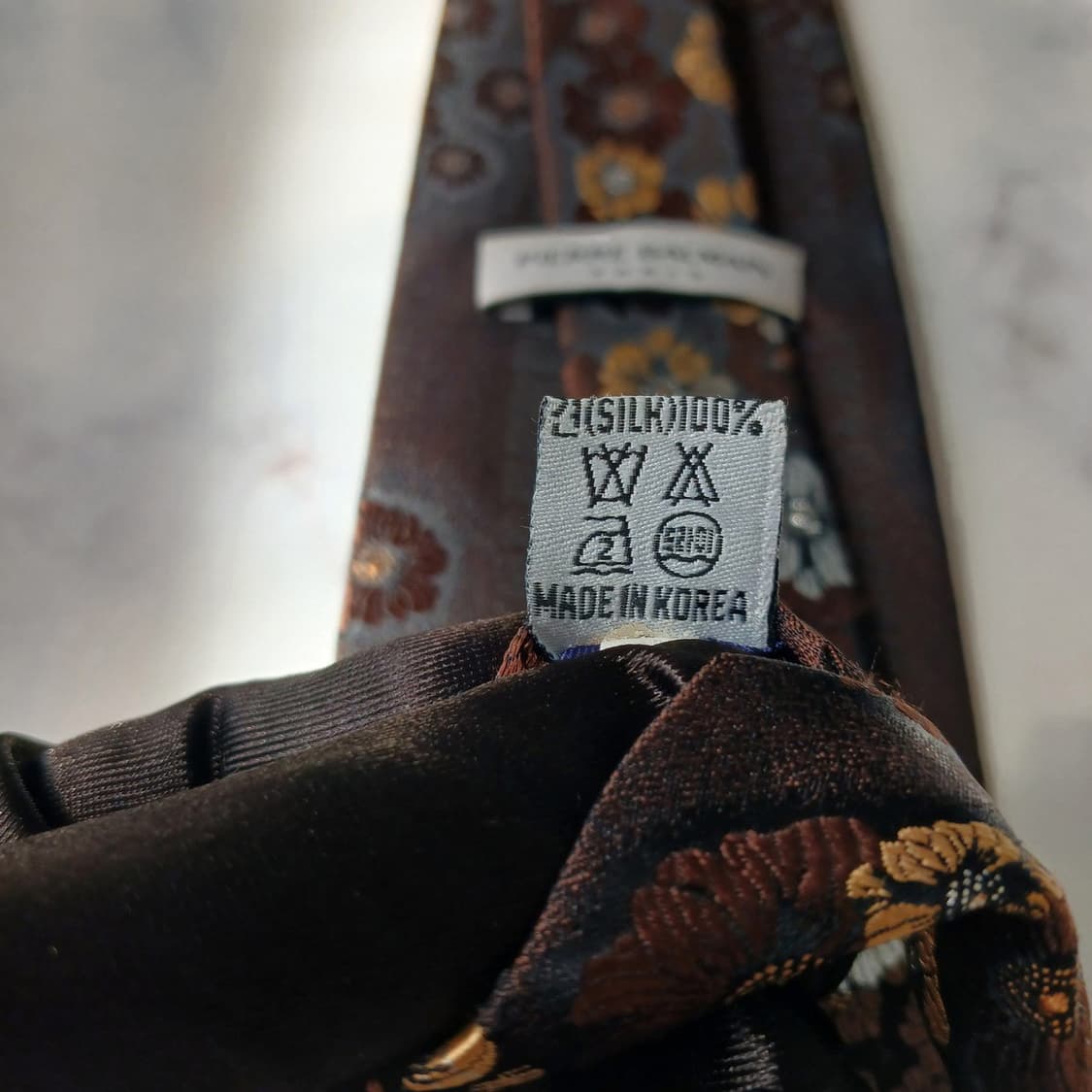 피에르 발망 실크 플라워 패턴 넥타이 9.1cm S~A+등급 E796
 상품이미지9