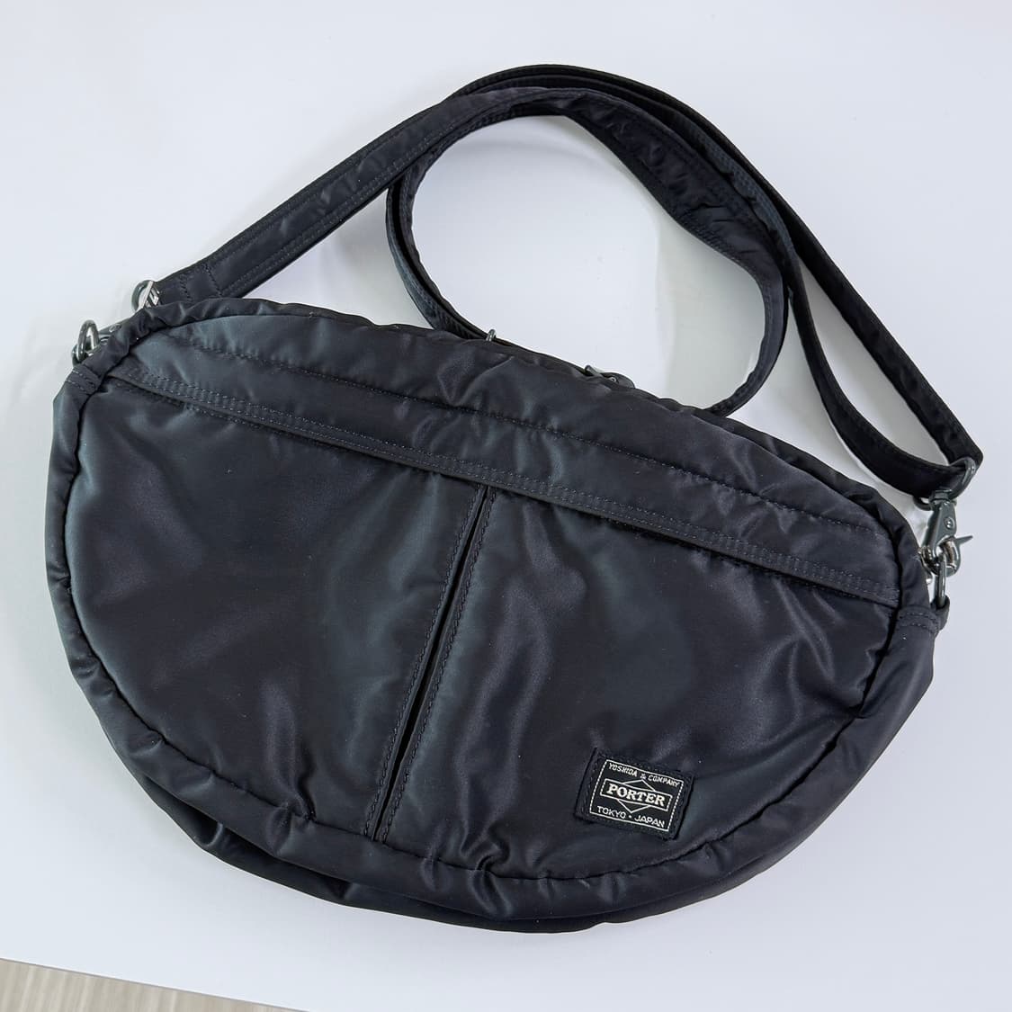 포터 탱커 반달 숄더백 크로스백 블랙 상품이미지1