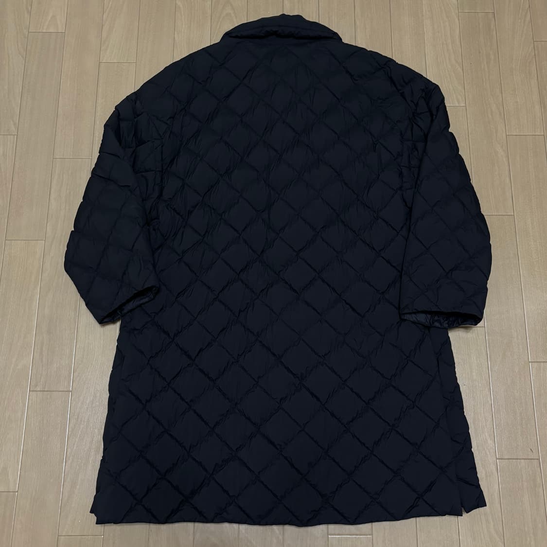 유니클로 & 클레어 콜라보레이션 퀼팅 오버사이즈 코트 (새상품) 상품이미지6