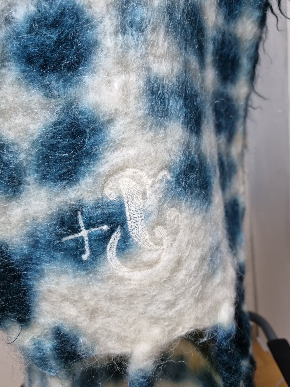 질샌더 모헤어 스카프 타이 다이 블루 오렌지 상품이미지3