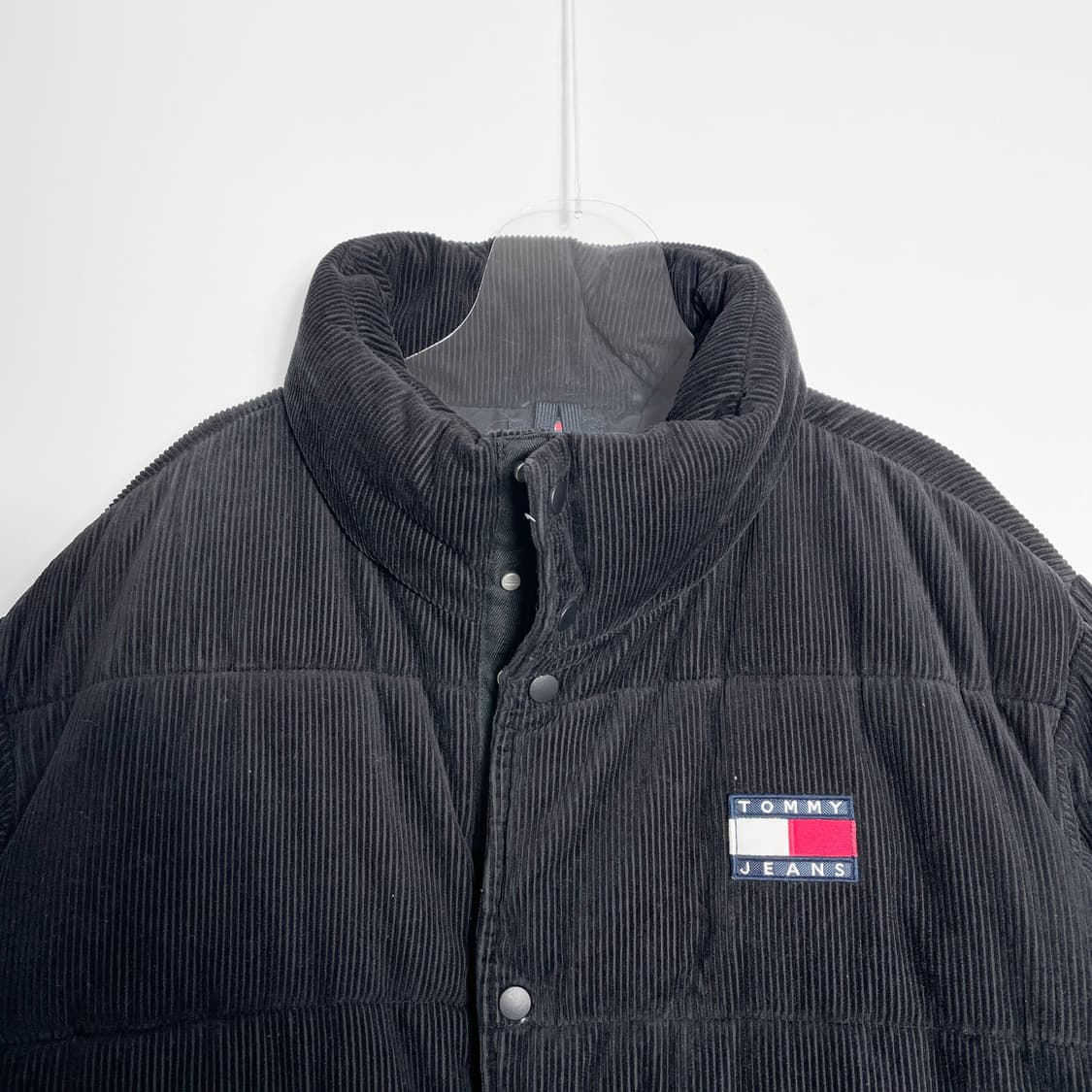 C1 타미진스(TOMMY JEANS) 코듀로이 푸퍼 패딩 L사이즈 상품이미지2