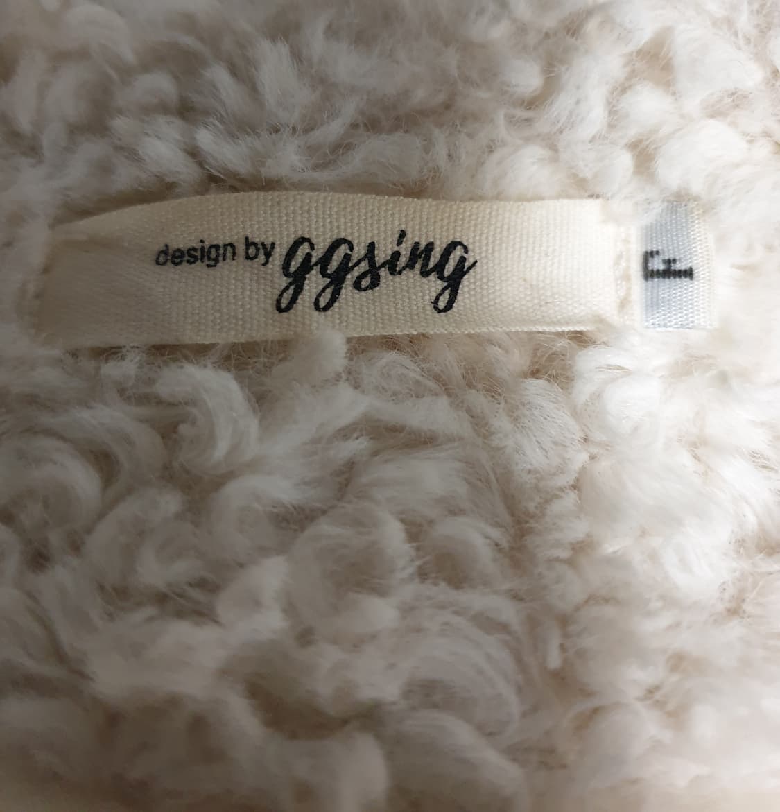 GGJING 세미크롭 테디 퍼 자켓 아이보리 (F) 상품이미지3