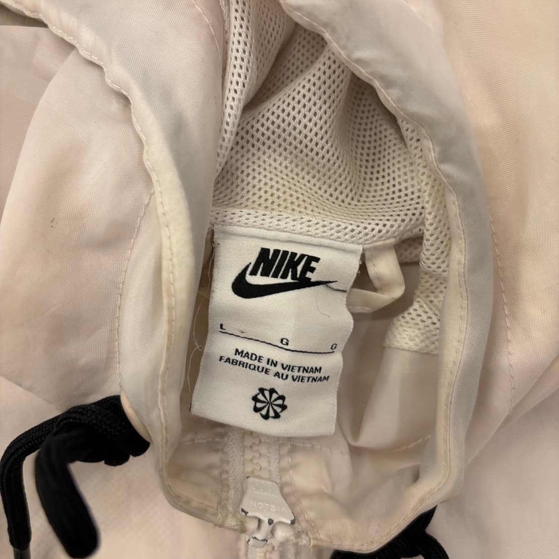 나이키 퓨추라 투톤 러닝 바람막이 상품이미지3