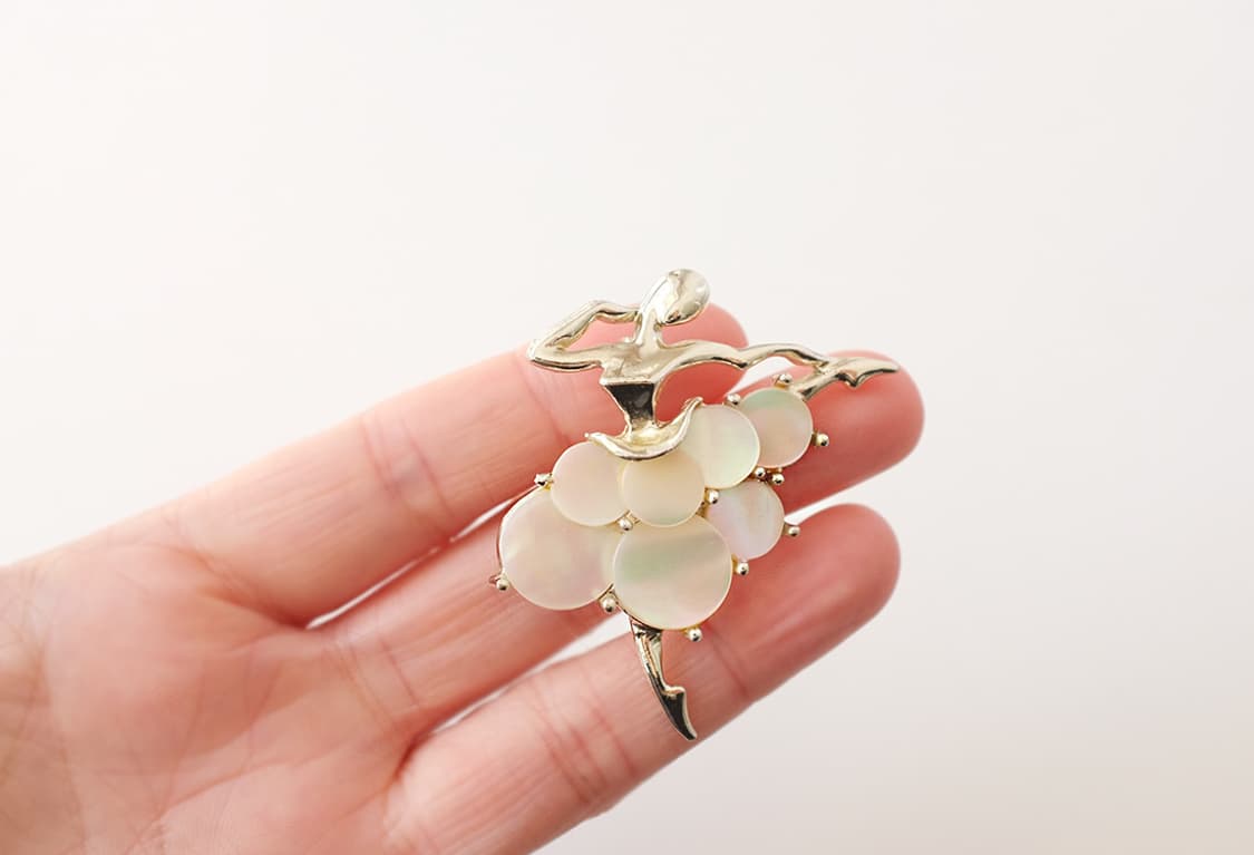 1960s 천연 자개원석 발레리나 빈티지브로치 상품이미지8