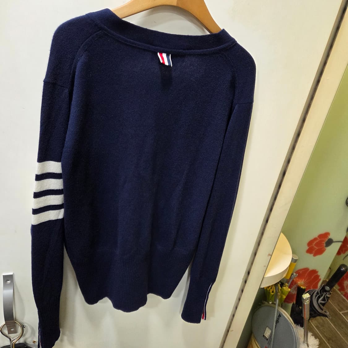 톰브라운 캐시미어 가디건 상품이미지9