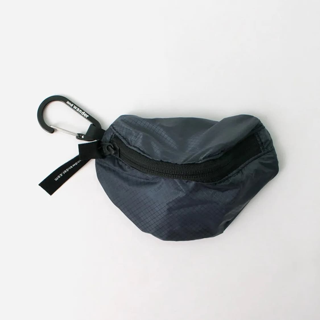 And Wander sil mini pouch실 미니파우치 그레이 상품이미지1