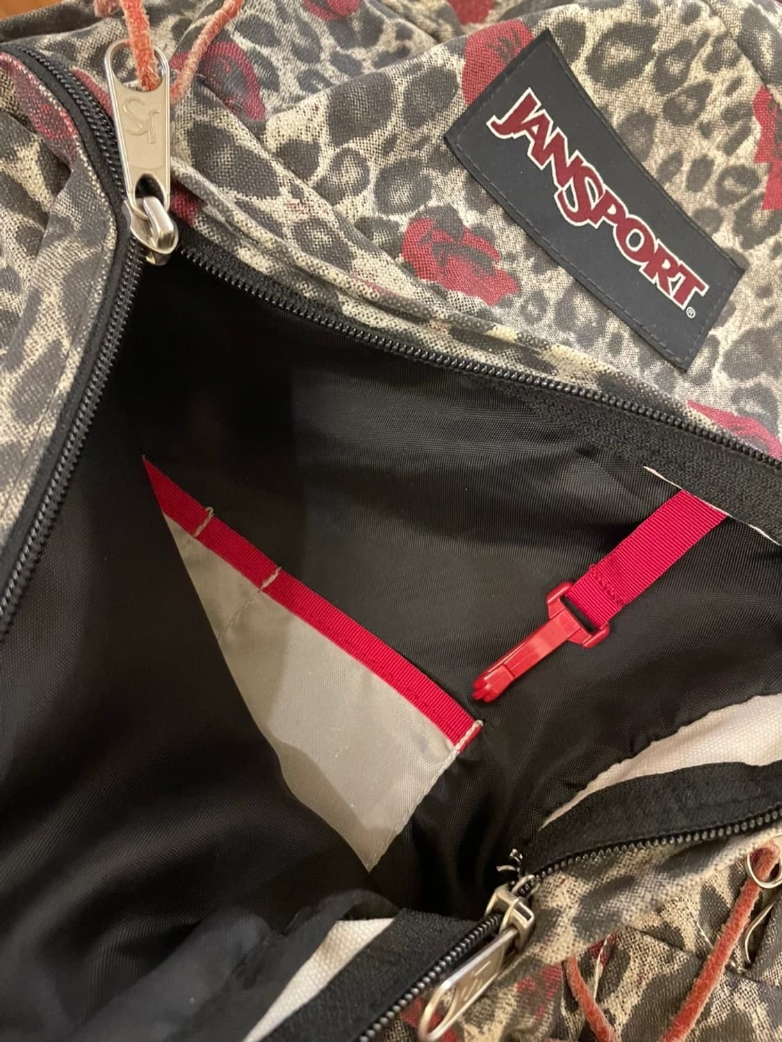 잔스포츠 레오파드 장미 백팩 상품이미지3