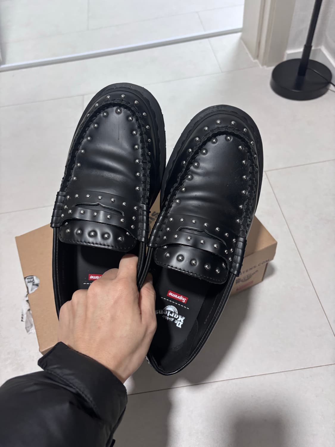 [250]슈프림 닥터마틴 펜톤 로퍼 블랙 상품이미지5