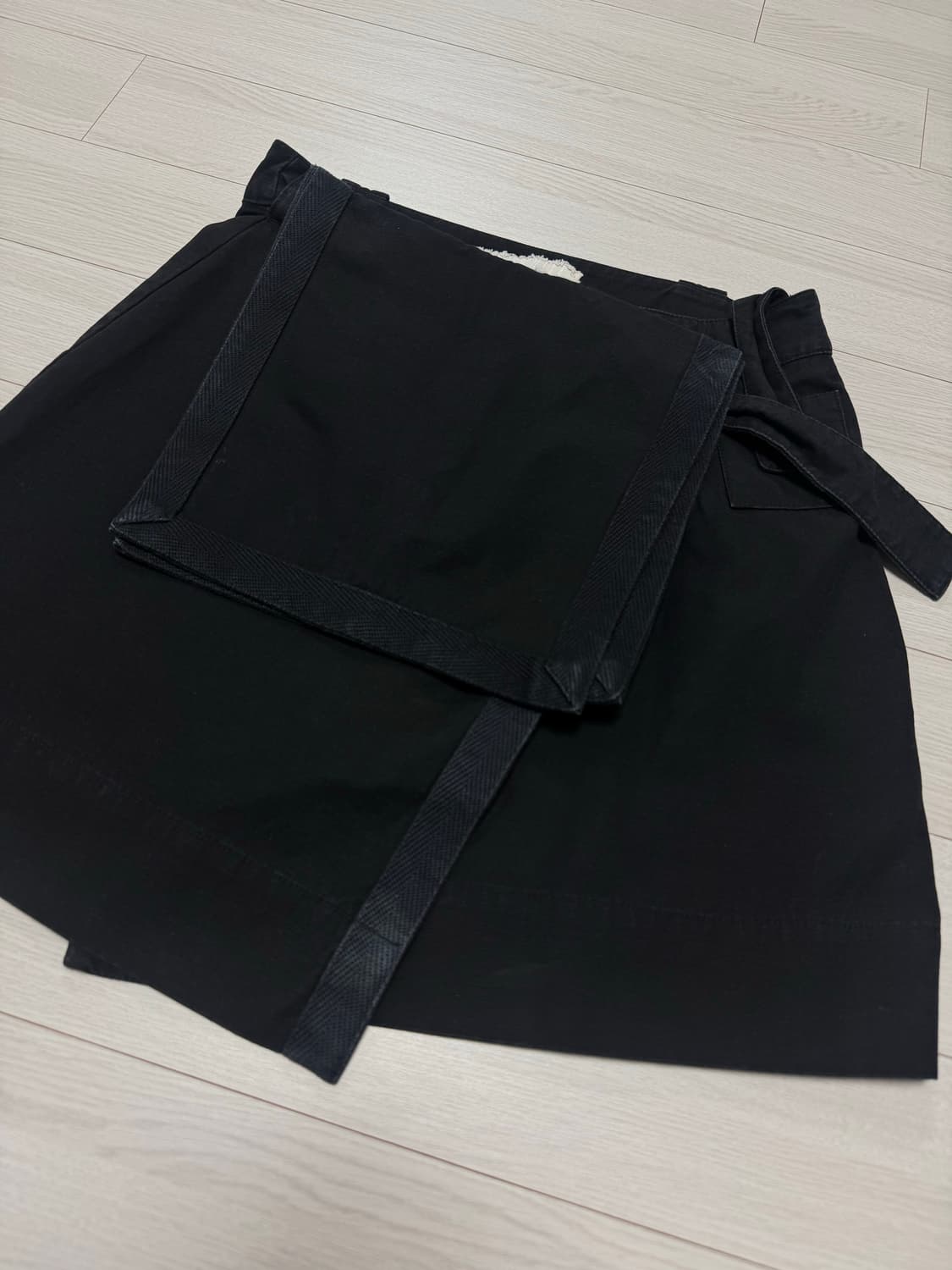 오프화이트 랩스커트 치마 블랙 상품이미지6