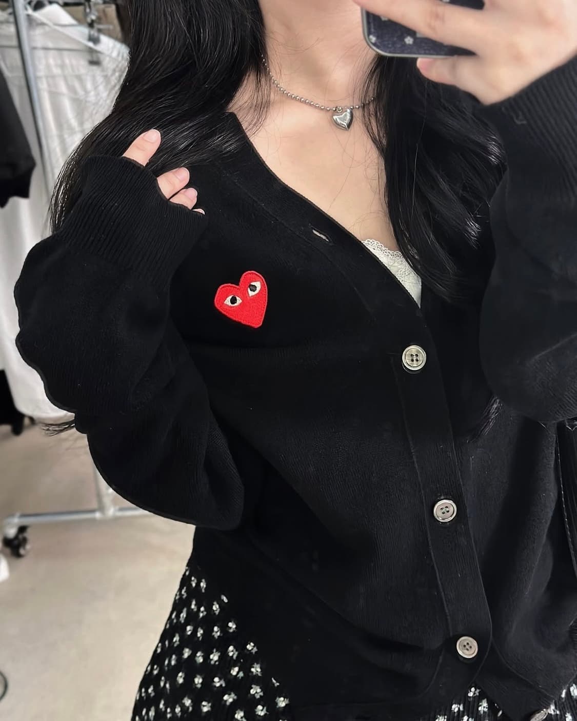 꼼데가르송 레드와펜 블랙 울 V넥 가디건  상품이미지3