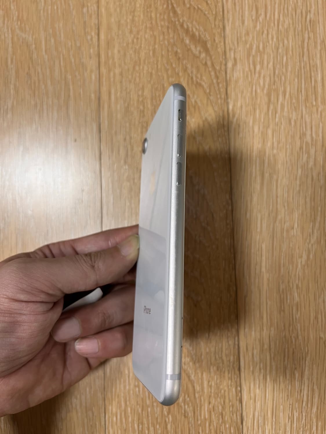아이폰8 실버 64GB 상품이미지4