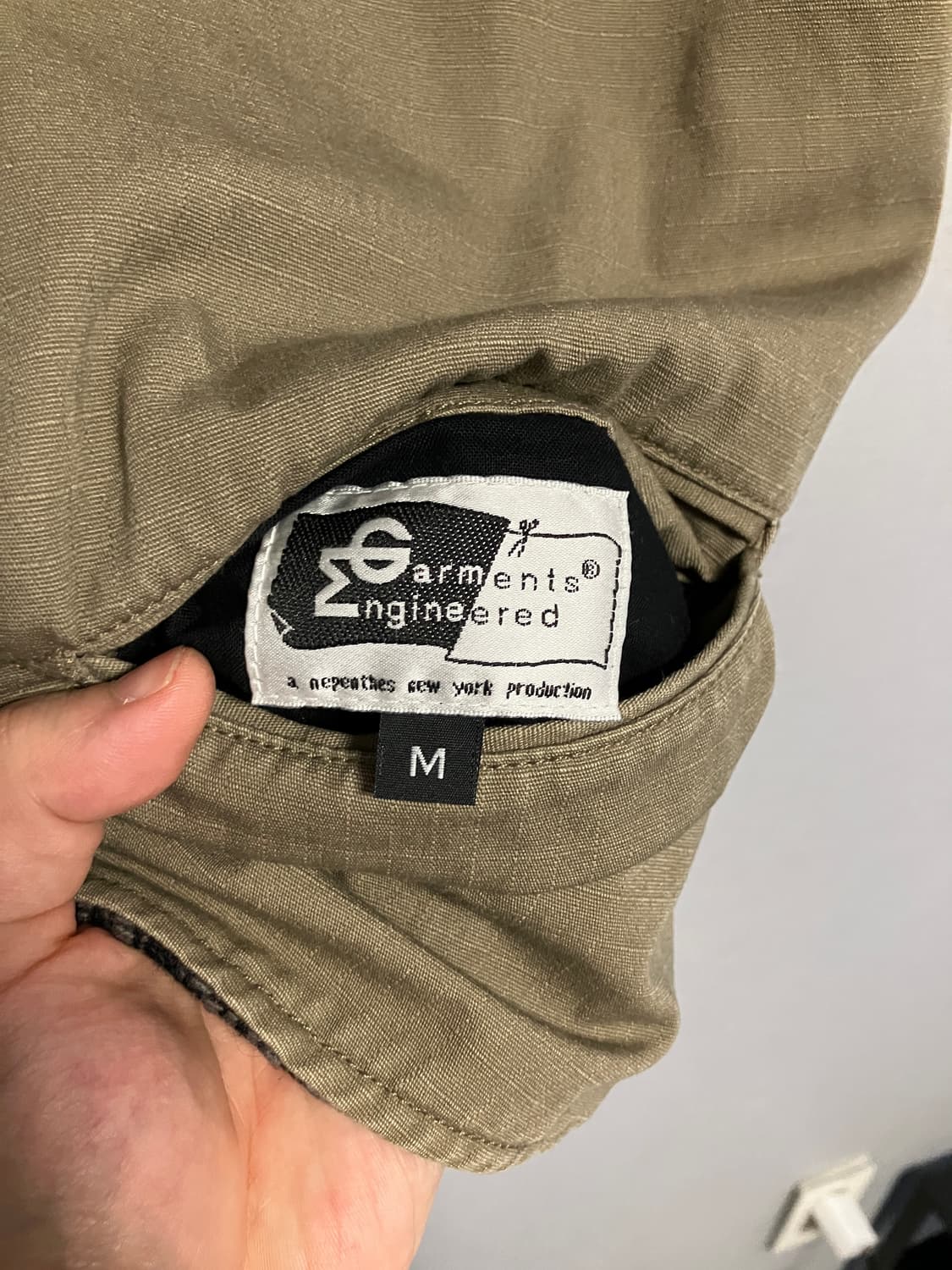엔지니어드 가먼츠 베스트 M 카키 상품이미지4