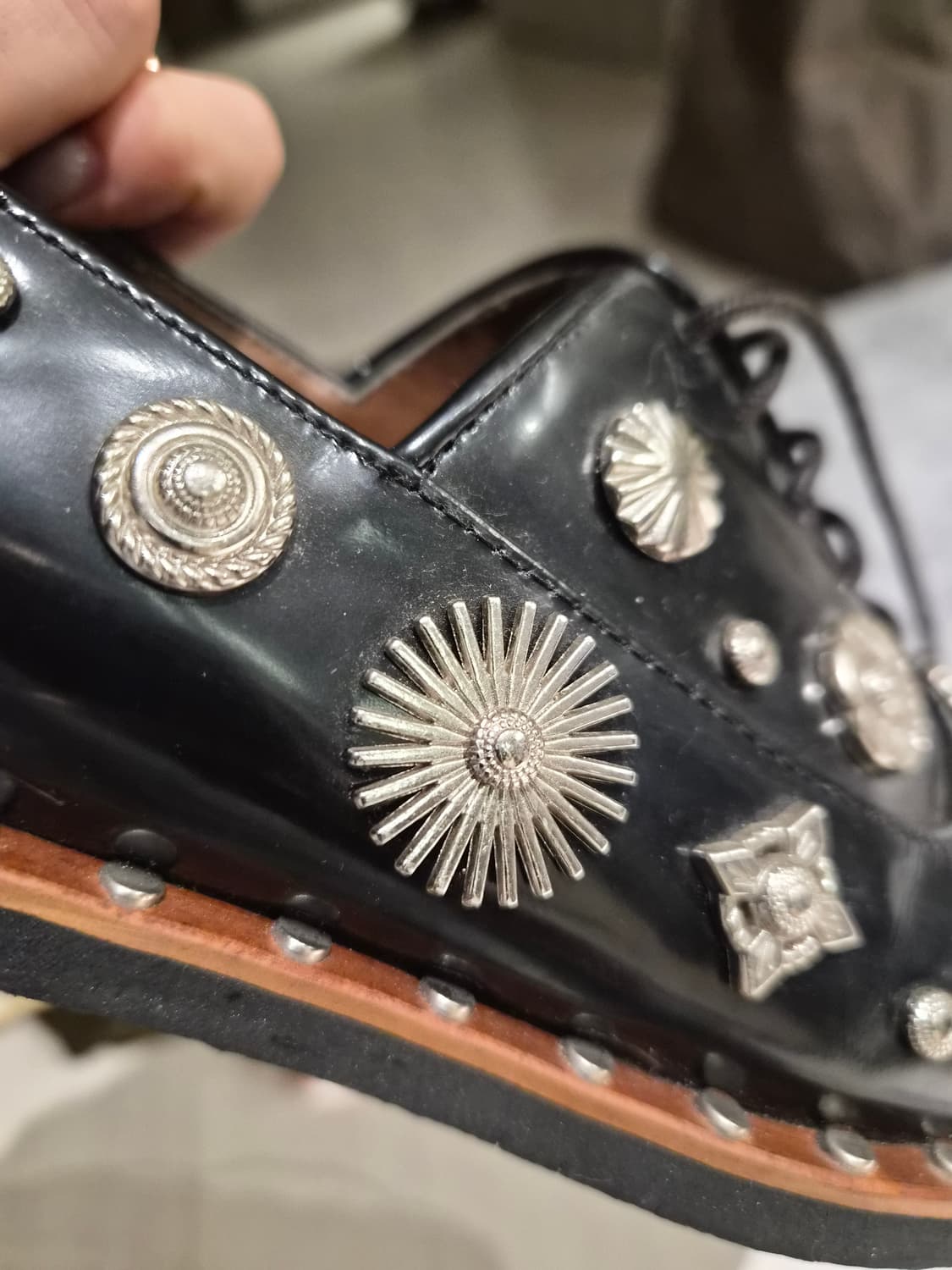 리얼 핸드메이드 스터드 장식 옥스포드화 상품이미지4