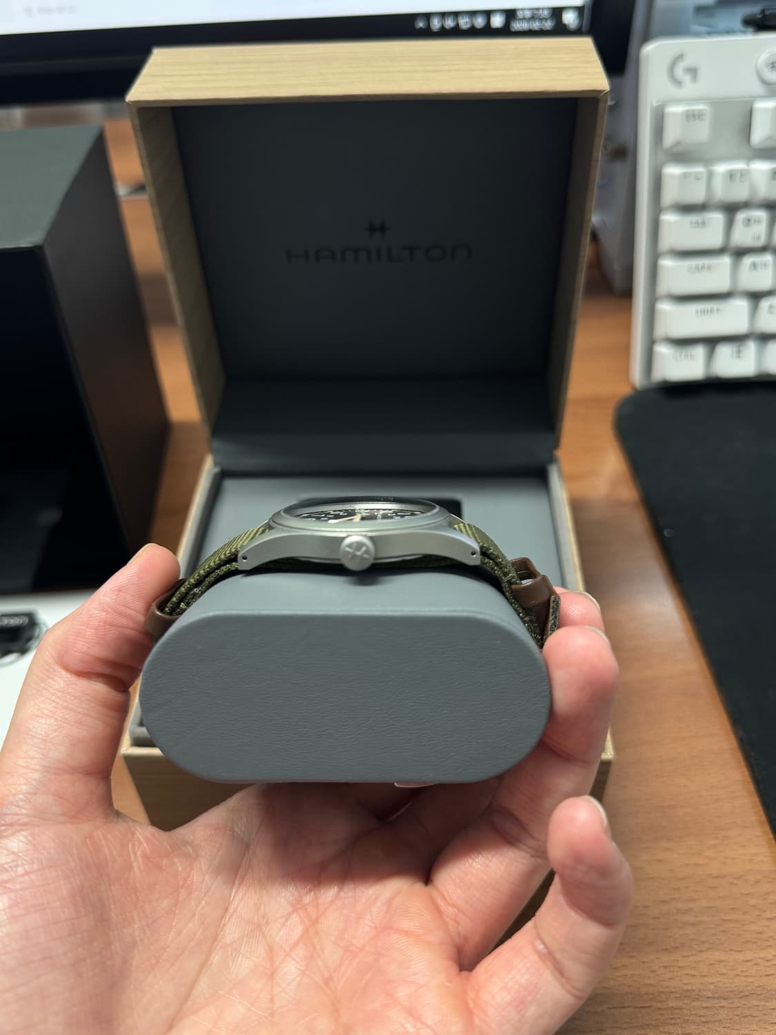 해밀턴 카키필드 38mm 상품이미지6
