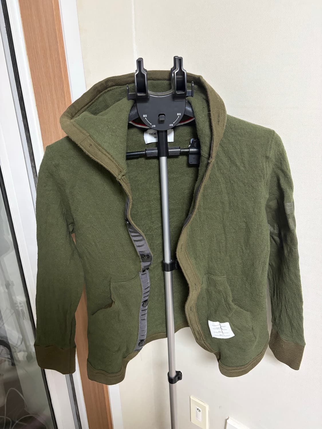 톰프라운 상품이미지1