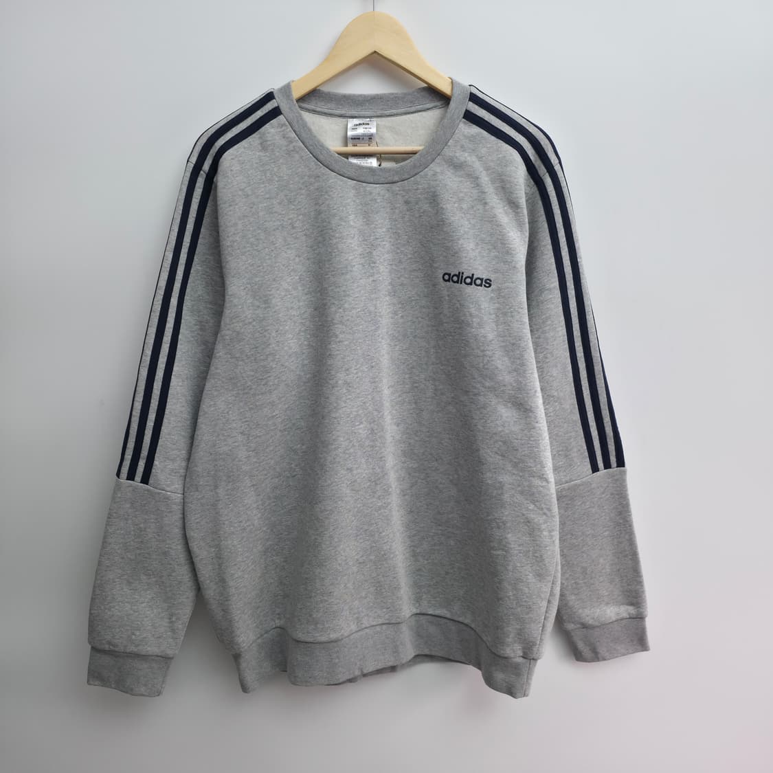 [3XL] 새상품 아디다스 그레이 맨투맨 상품이미지1