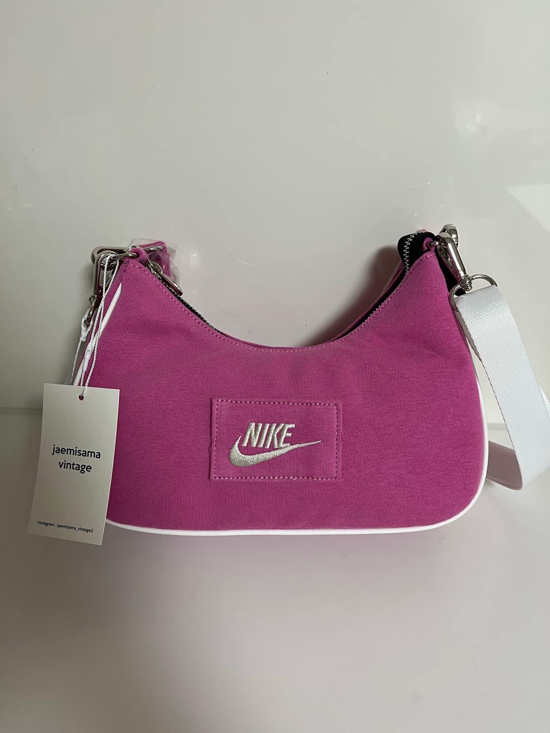 재미삼아빈티지 호보백 / 나이키 업사이클링 빈티지 가방 상품이미지3